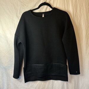 Fabletics Bre Long Sleeve Tunic Quilted Sweatshirt Black Size Medium